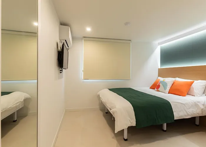 Friends Hotel 3*