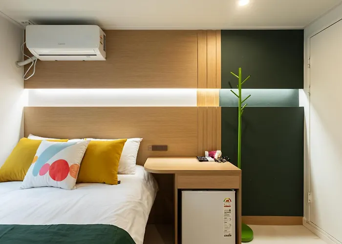 Friends Hotel 3*